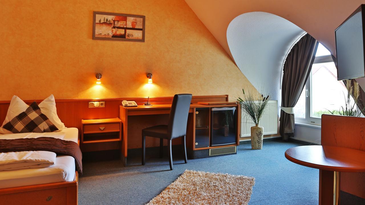 Hotel Bauschheimer Hof Ruesselsheim Luaran gambar